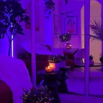 Apartmán Cocon Romantique & Serenite A 8min De La Tour Eiffel *